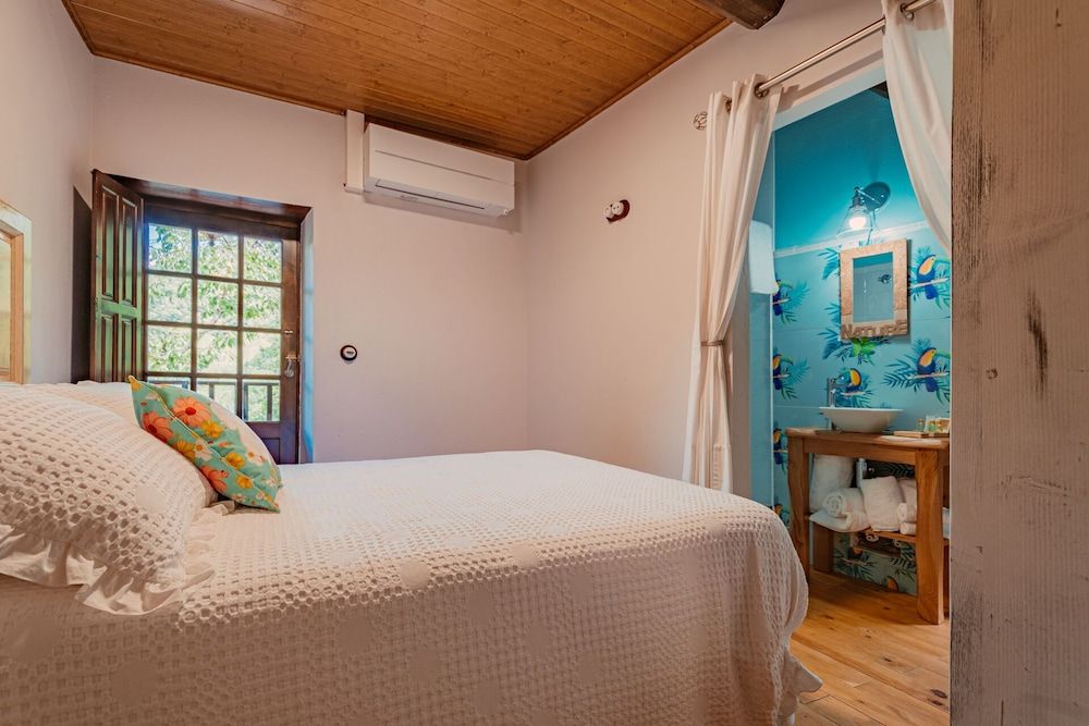 Casa Escondida Aveiga 3