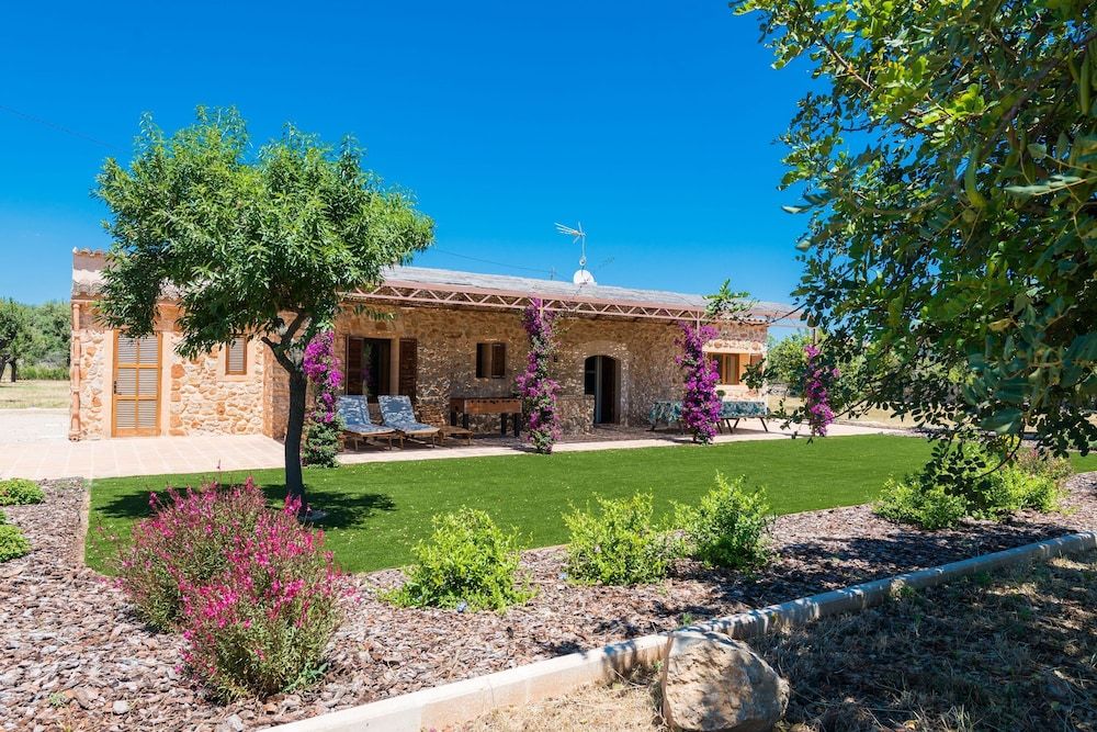 Paratge De Son Toniet