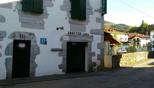 Hostal Ekaitza 2