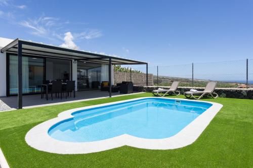 Finca Vinco II with heated pool 3