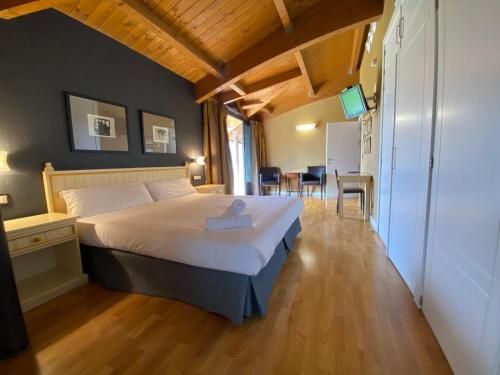 RoomRural Hotel Iru-Bide 1