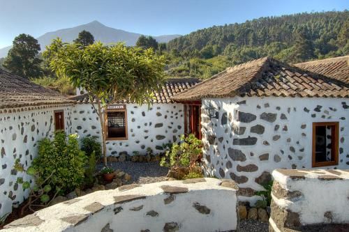 HolidaynorthTenerife Casa rural Montiel 1