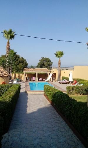 Alojamiento el Chaparro Barbate junto a la venta el loro 2