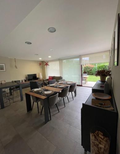 Casa Canigó Navata 1