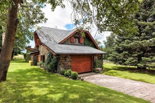 Chalet con gran jardín en Llivia 3