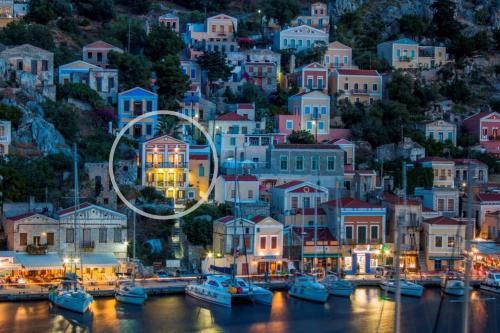 Thea 4 étoiles à Symi