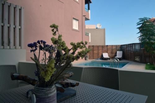 Mithos Premium Rooms 2