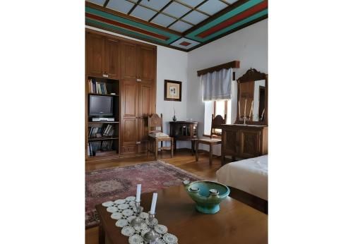 Armoloi Traditional - Guest House 3