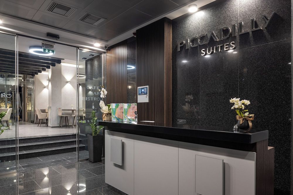 Piccadilly House 3