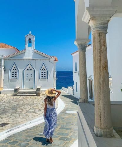 Castel Abaso Boutique Apartments by Explore Andros 4 étoiles à Andros