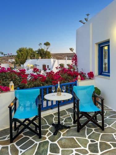 Evgenia Rooms and Apartments 3 estrelas em Chora Folegandros