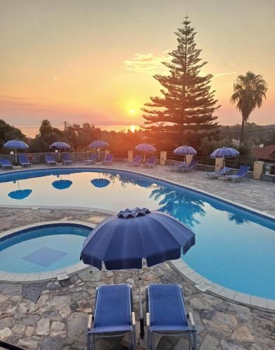 Penelope Apartment Hotel 3