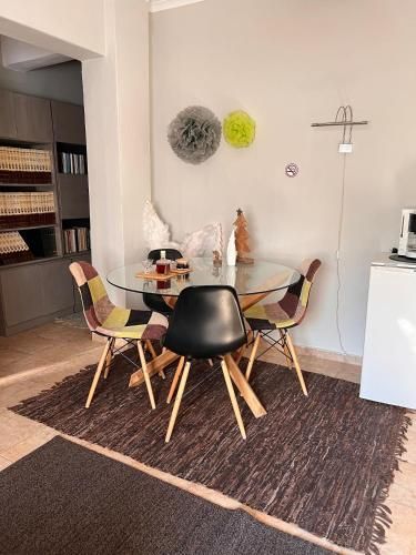 Neoclassical Guest House on ground floor with a garden and private parking space 3