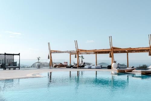 Orizontes Hotel Santorini 4 estrelas em Pirgos