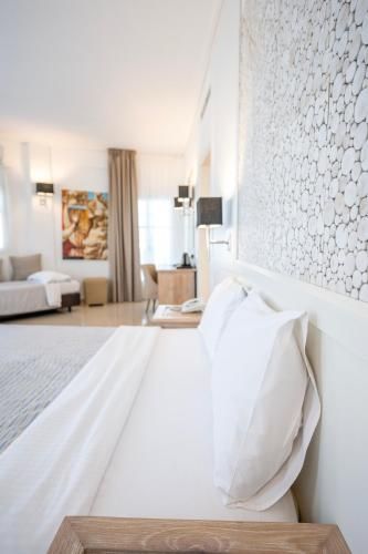 Orizontes Hotel Santorini 3