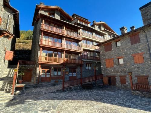 Apartaments Font del Poble 2