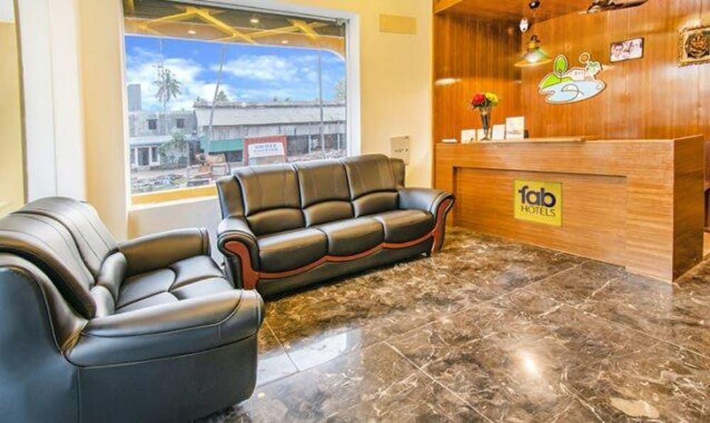 Fabhotel Radha Residency 3