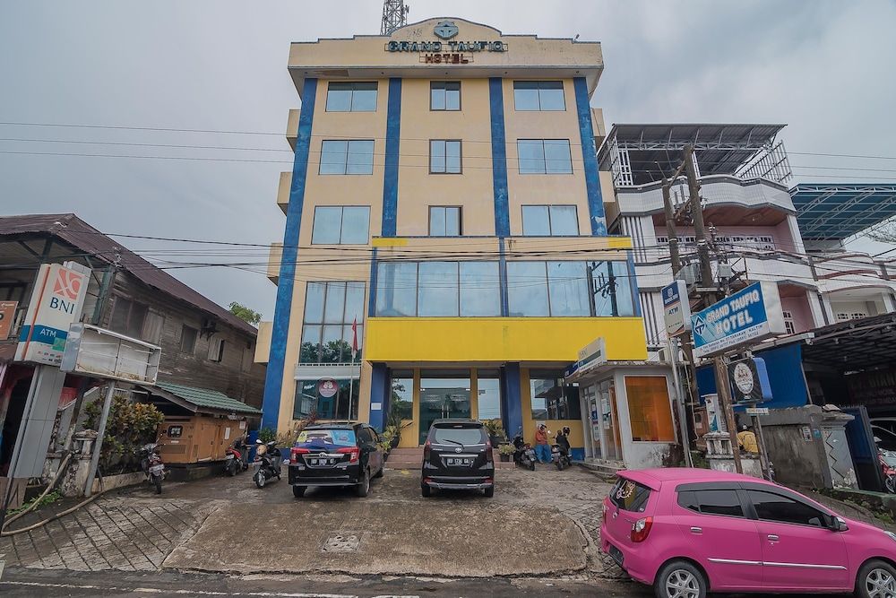 RedDoorz Syariah @ Grand Taufiq Tarakan -1 estrellas en Tarakan