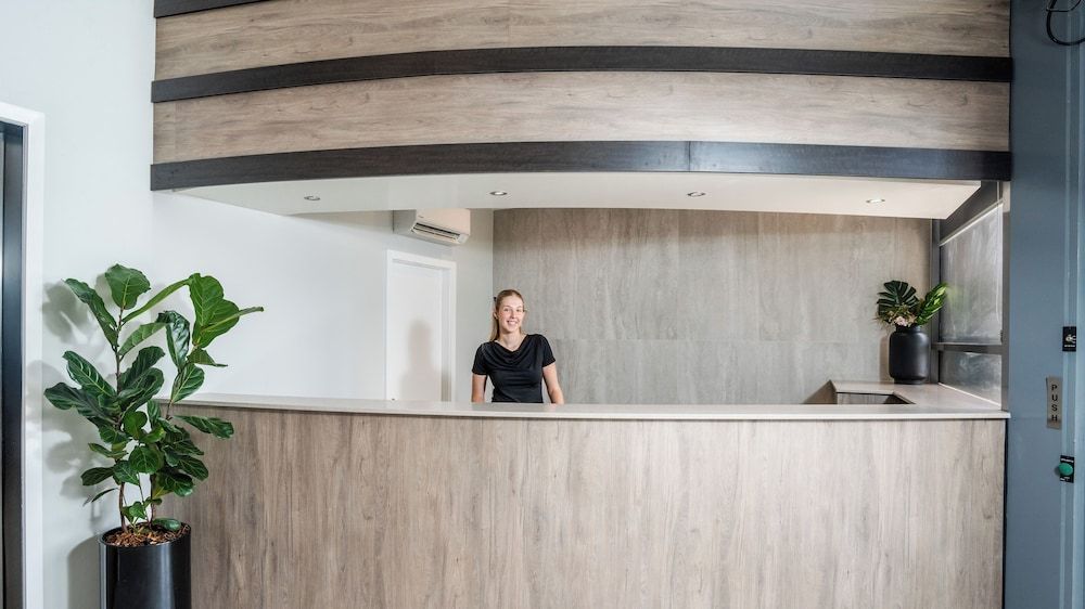 Warners At The Bay 2