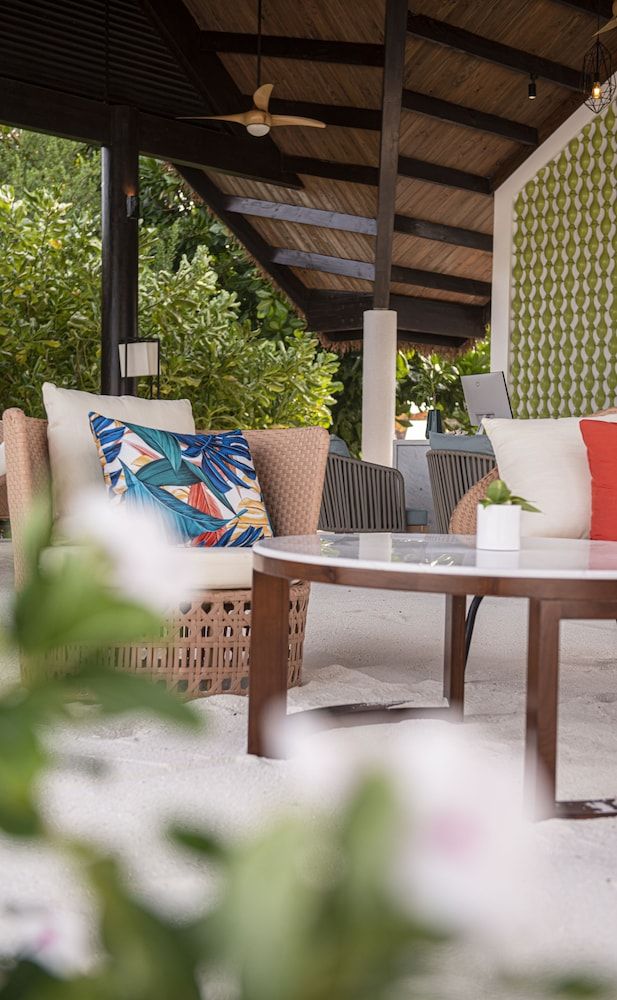 NOOE Maldives Kunaavashi 2