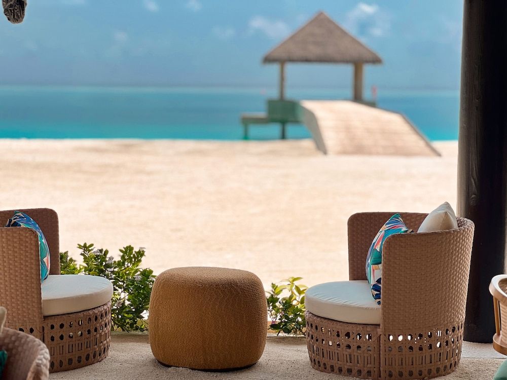 NOOE Maldives Kunaavashi 3