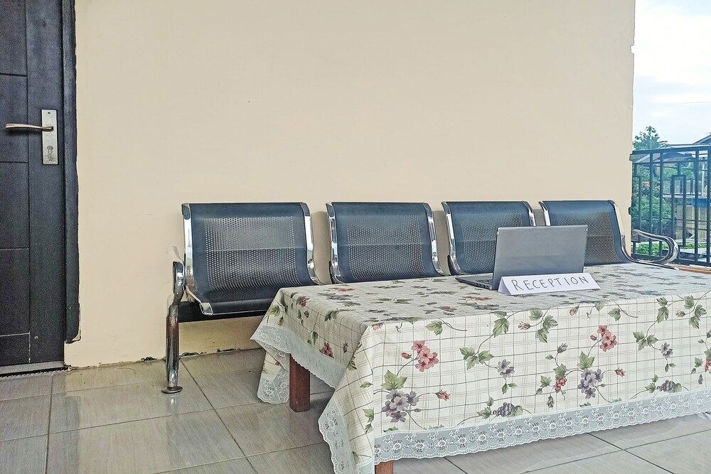 SPOT ON 91791 Homestay Surya Syariah 3