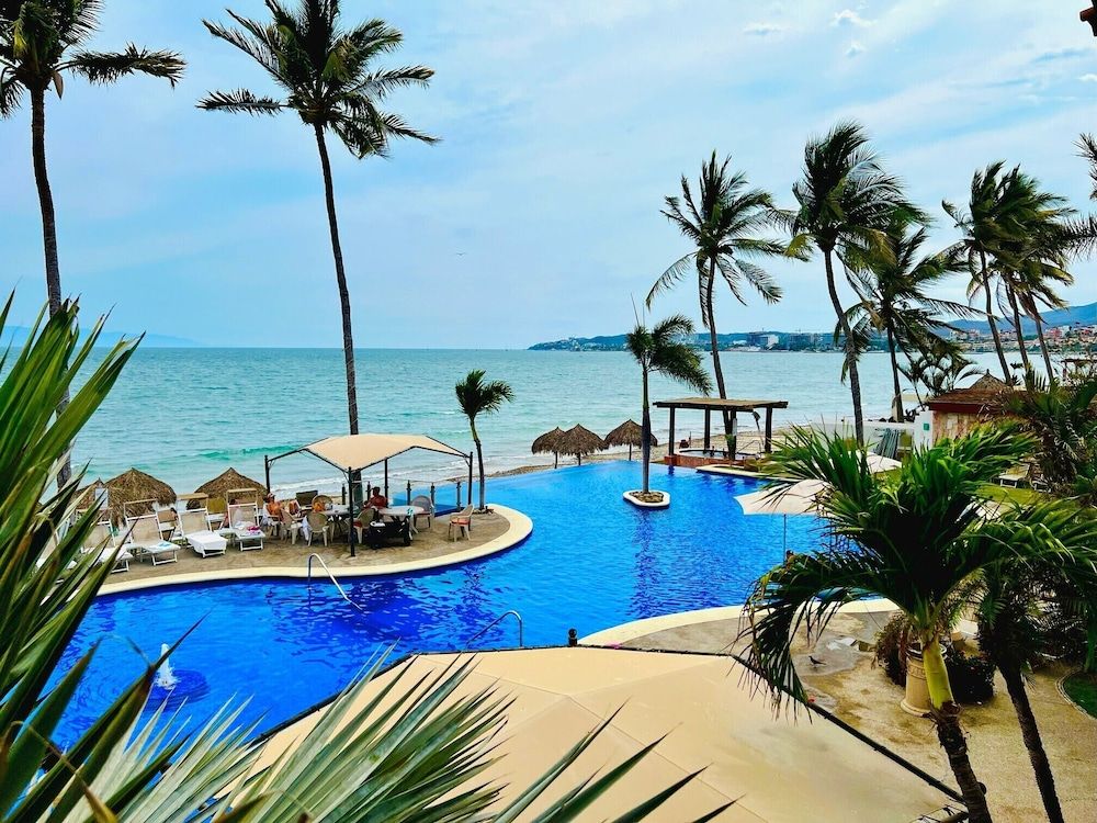 Los Picos Hotel & Suites Bucerias 4 estrellas en Bucerías