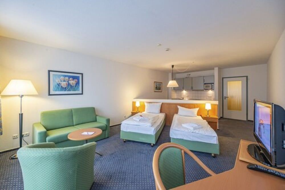 Hotel Rostock West im Kritzmow Park 2