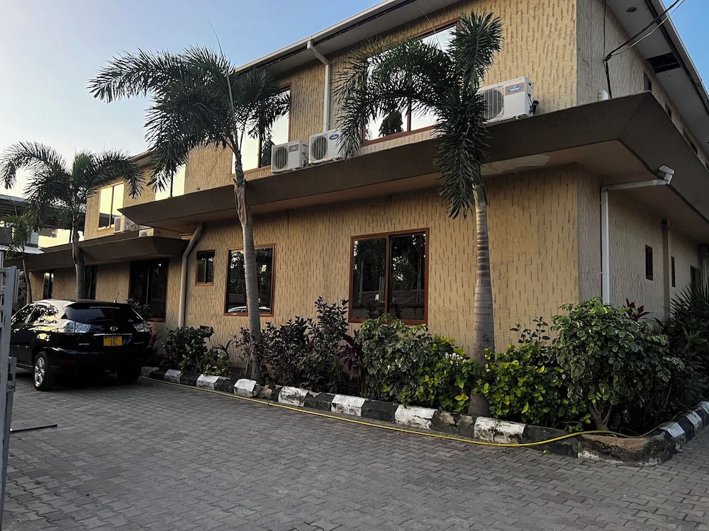 K27 Premier Backpackers 2