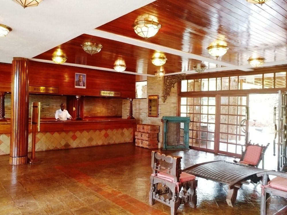 Lake Manyara Wildlife Lodge 2