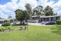 Fern Bay Motel