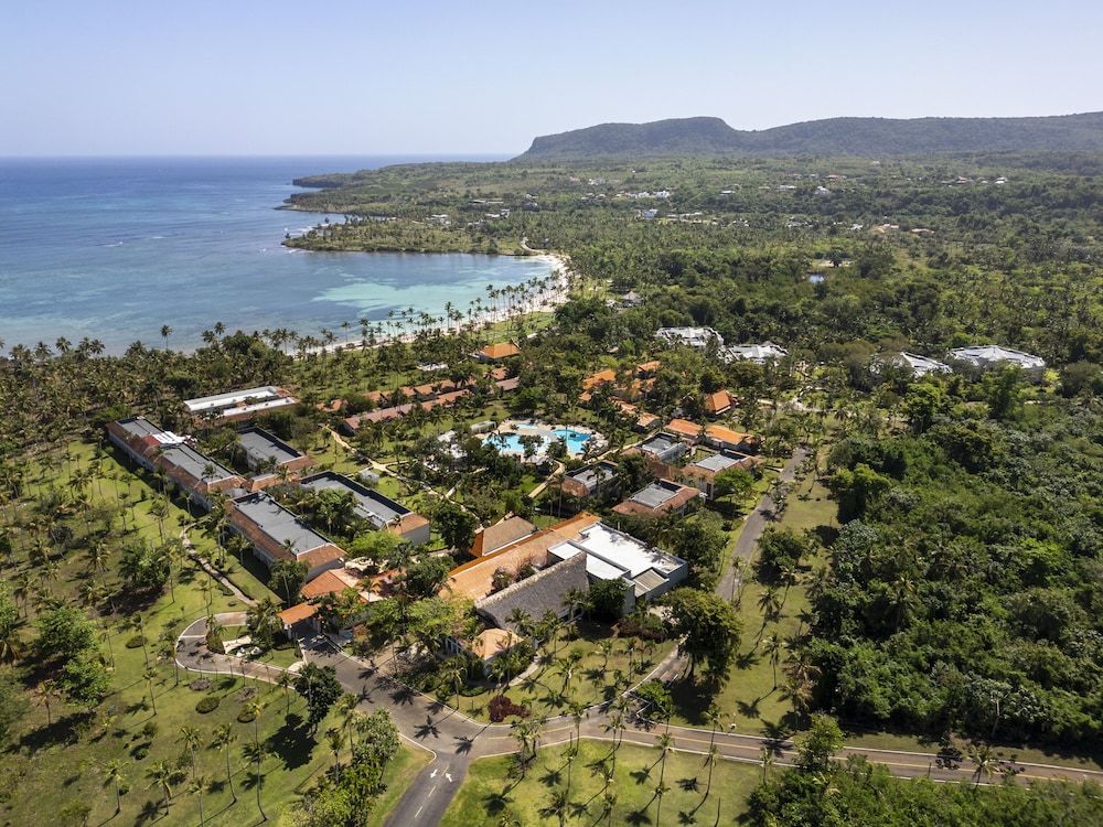 Wyndham Alltra Samana All-Inclusive Resort 4 estrellas en Las Galeras