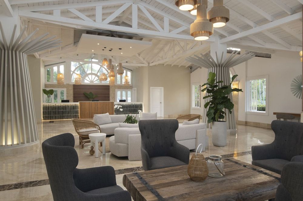 Wyndham Alltra Samana All-Inclusive Resort 2