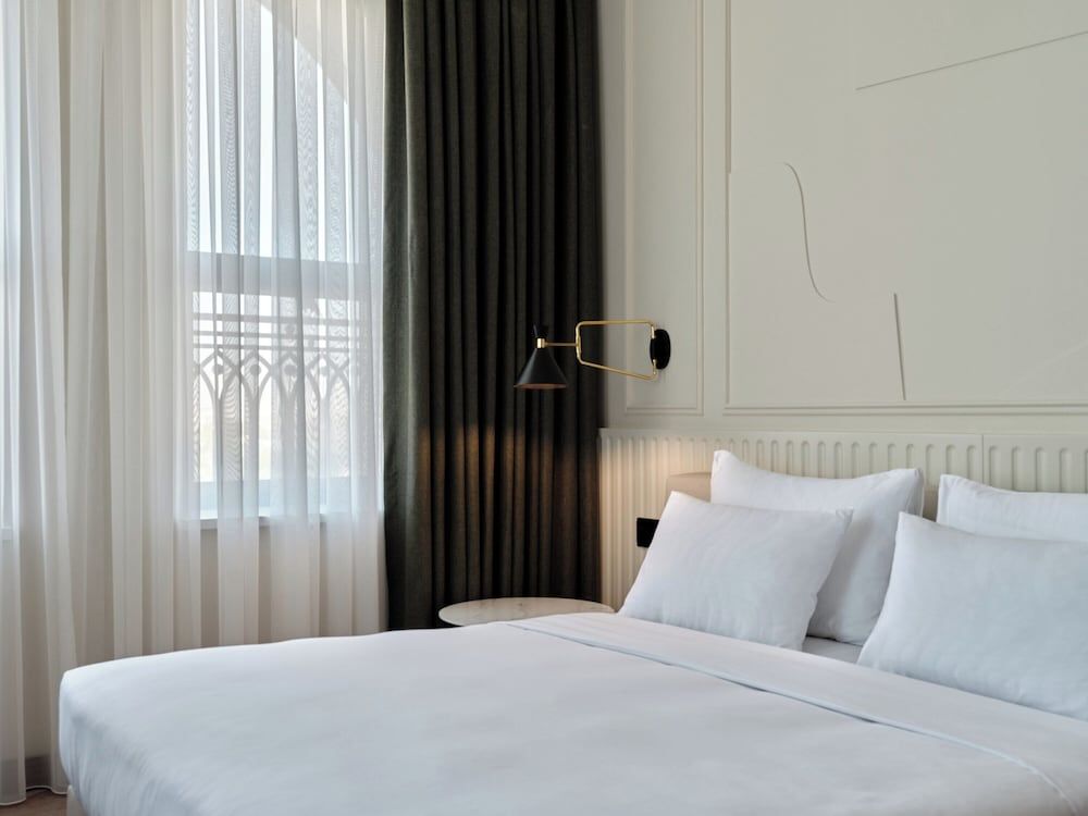 CROWNE PLAZA TASHKENT 3