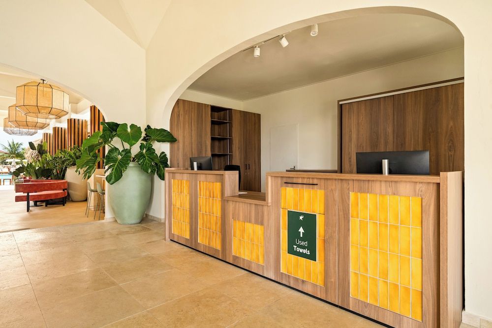 Livingstone Jan Thiel Beach Resort 2