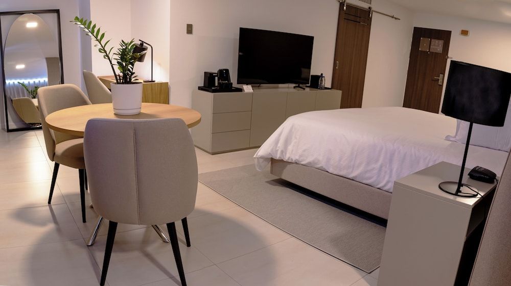 Eurobuilding Tama San Cristobal 3