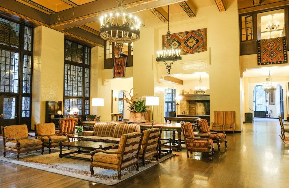 The Ahwahnee 2