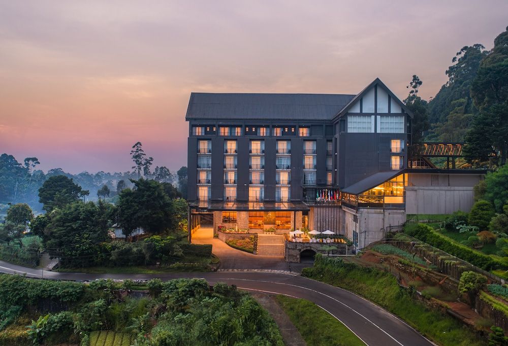 The Golden Ridge Hotel 5 estrellas en Nuwara Eliya