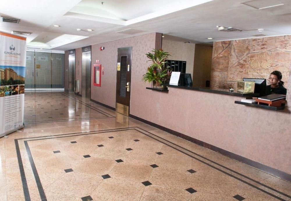 EUROBUILDING EXPRESS MAIQUETIA 2