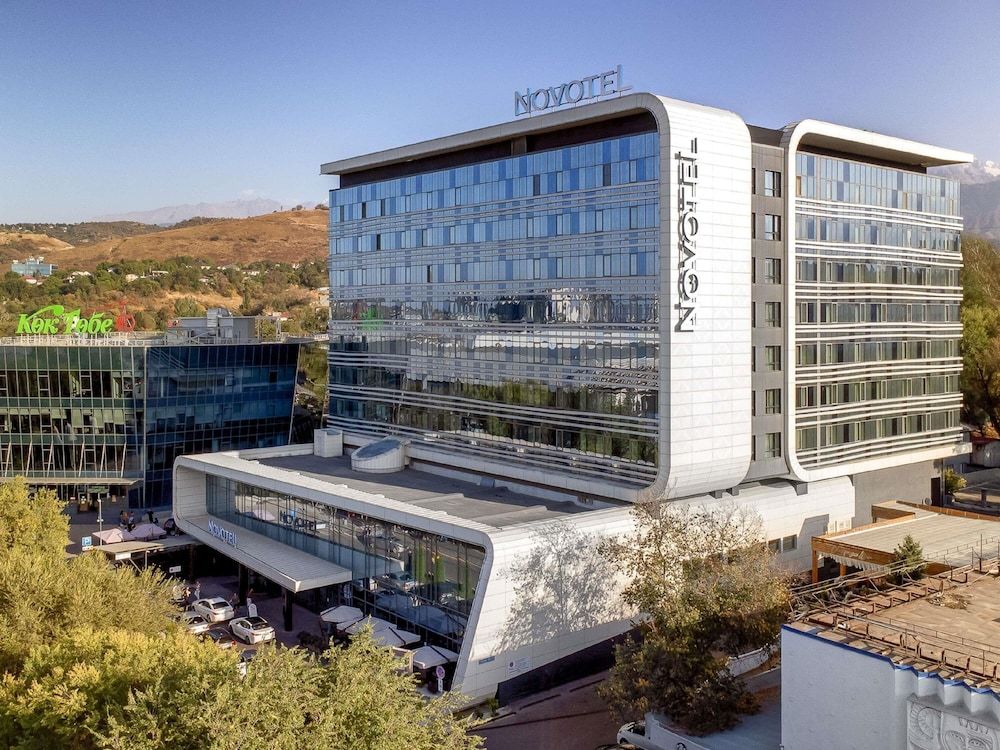 Novotel Almaty City Center 4 estrelas em Almaty