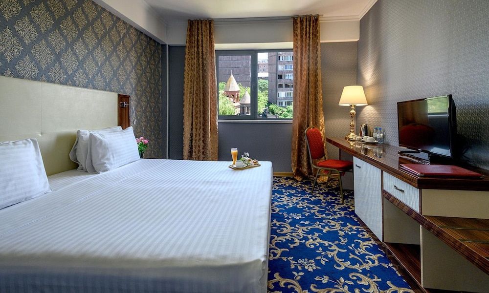 Royal Plaza by Stellar Hotels, Yerevan 2