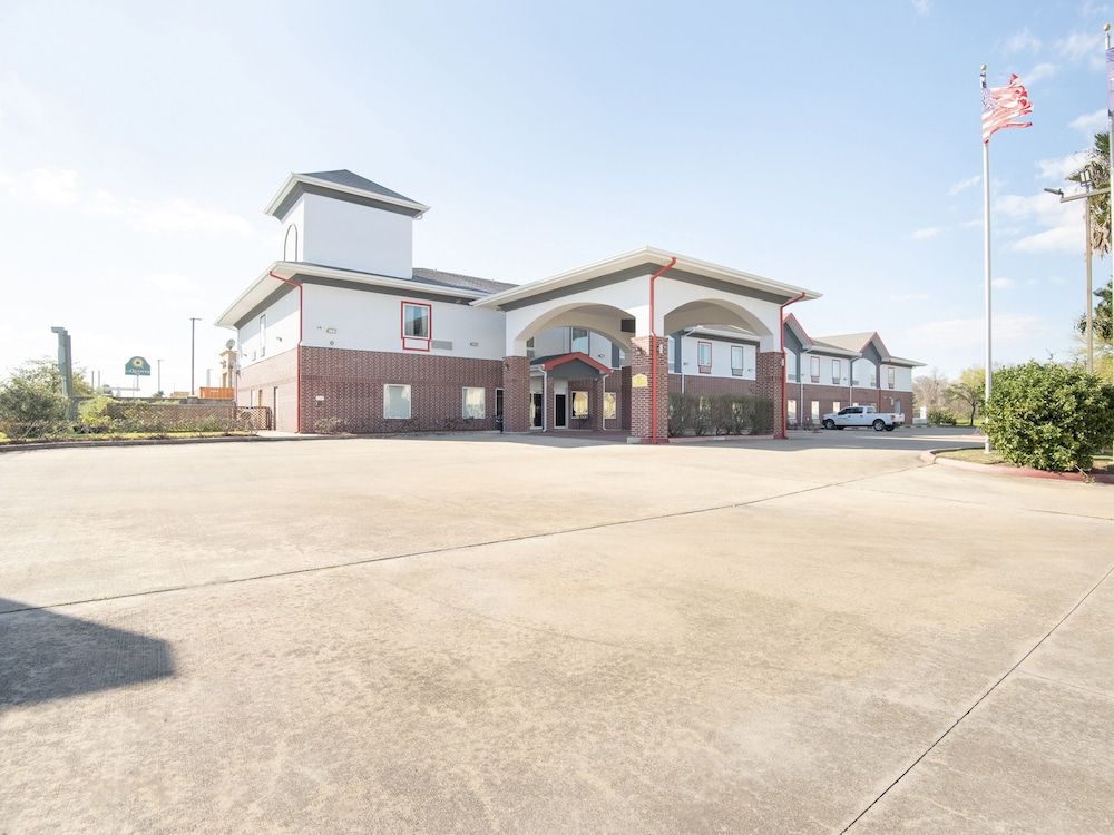 OYO Townhouse Clute Lake Jackson 2 estrelas em Clute