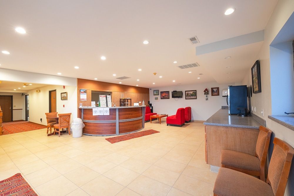 Harlan Inn and Suites by OYO Harlan 3