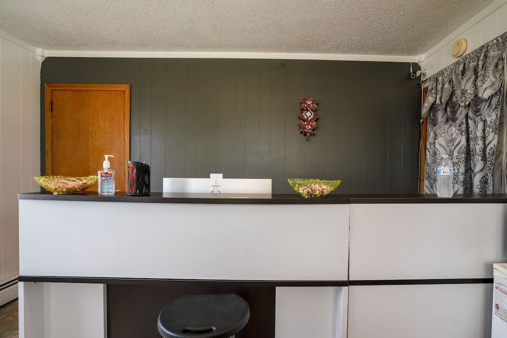 Hotel Lamberton Hwy 14 by OYO Rooms 2