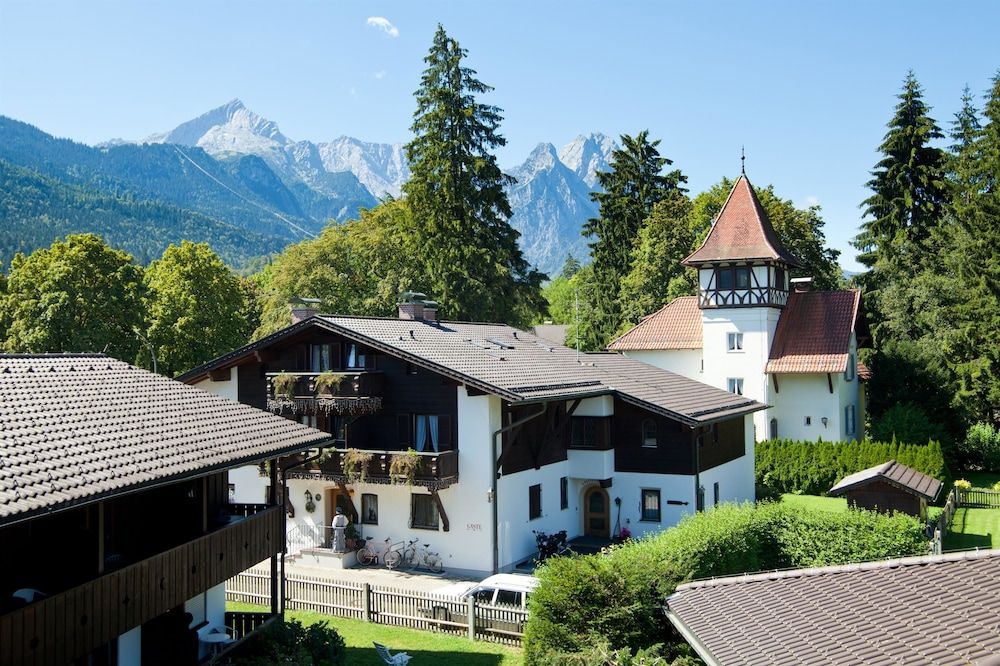 HYPERION Hotel Garmisch – Partenkirchen -1 estrelas em Garmisch-Partenkirchen