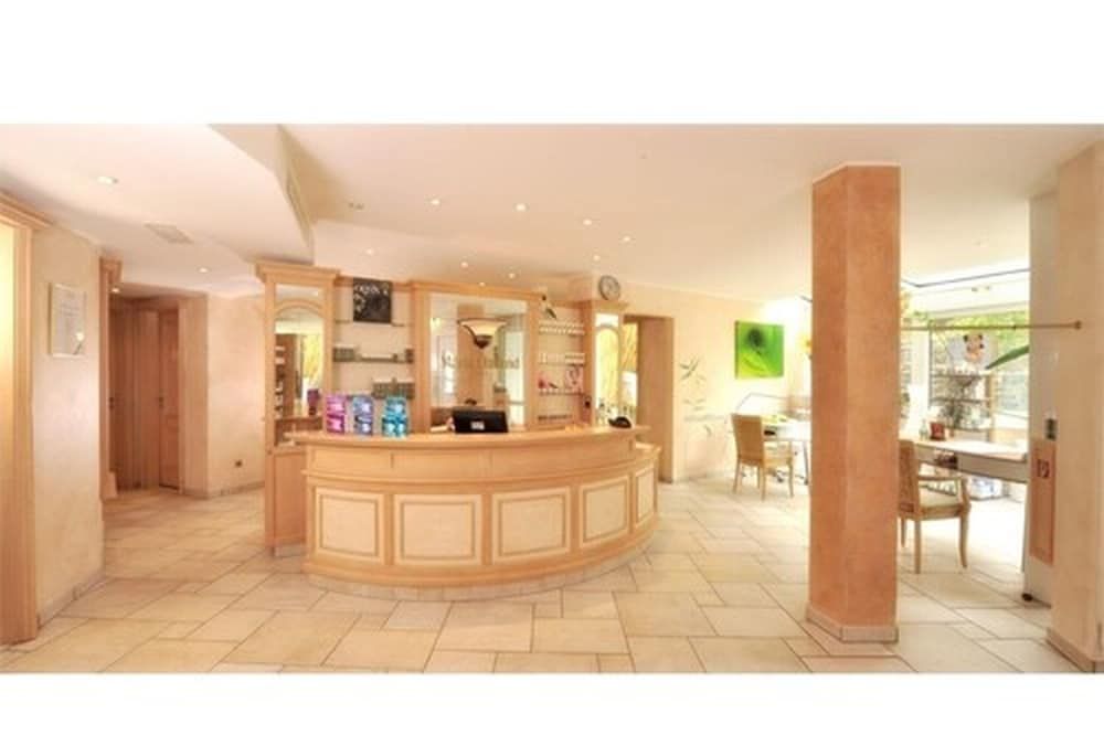 Lohmann's Romantik Hotel Gravenberg 4 estrelas em Langenfeld