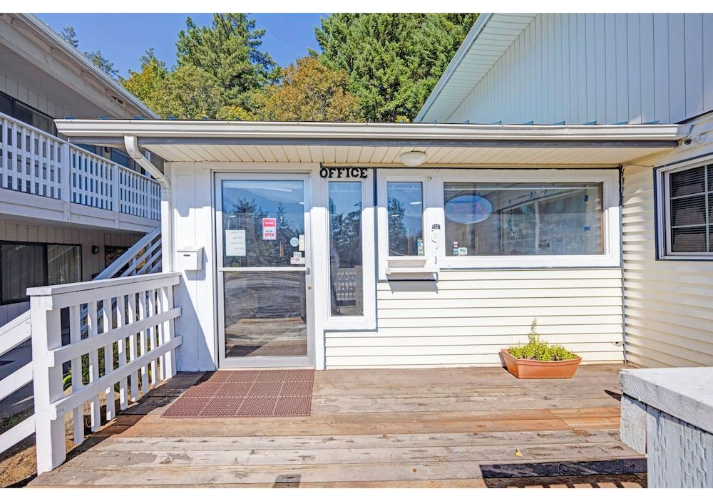 Rodeway Inn Stevenson 2