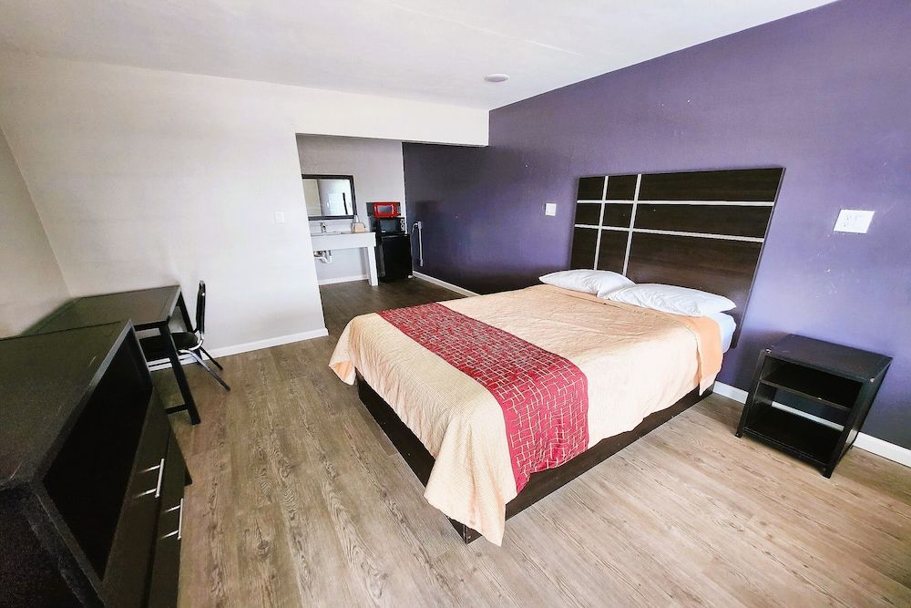 Travel Inn by OYO Hwy 80 Jackson 2