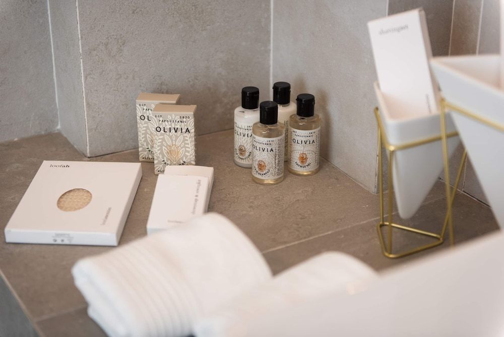 Elements Sifnos Boutique 3