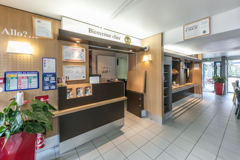 B&B HOTEL Toulouse Cité de l'Espace Mouchotte 3